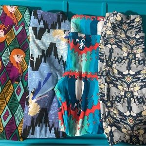 Size S/M Disney leggings. Anna, Elsa, Snow White, Thumper